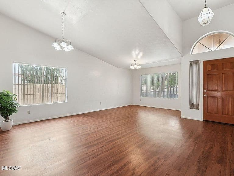 931 W Antelope Creek Way photo 5