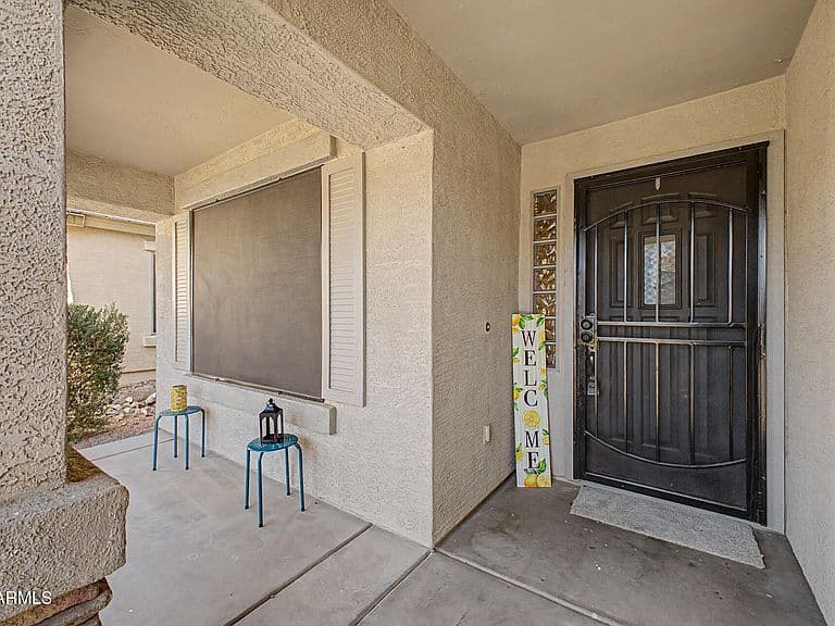 1337 W HEREFORD Drive photo 4