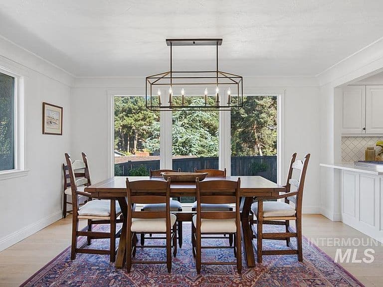 839 E Hearthstone Dr photo 4