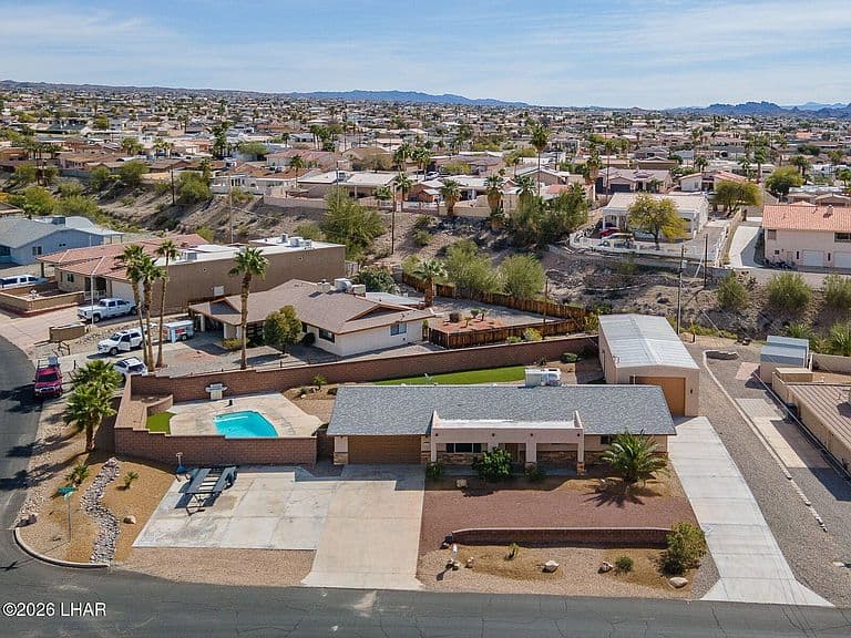 2714 Stingray Ln photo 1