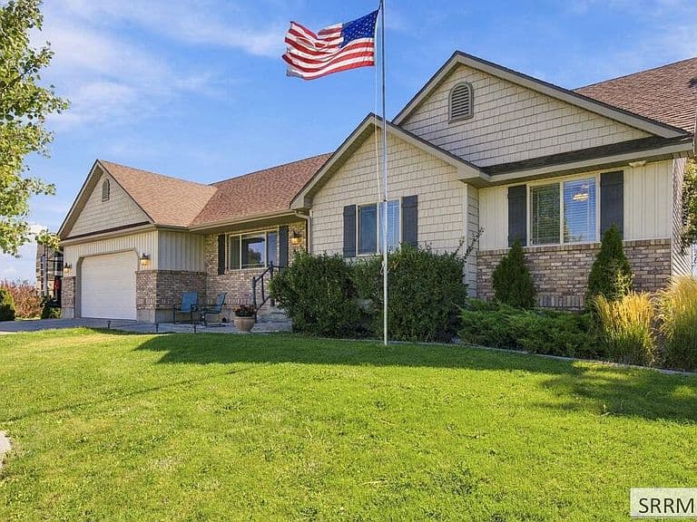 857 S Belle Arbor Dr photo 3