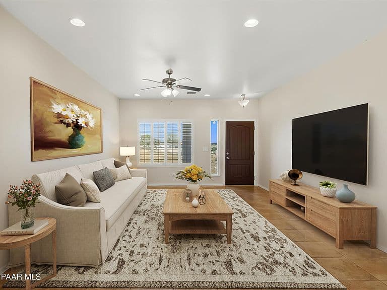 5330 E Sapphire Dr photo 4