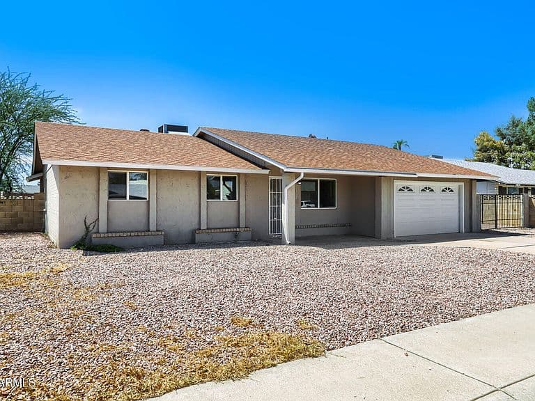 1727 W VILLA THERESA Drive photo 2