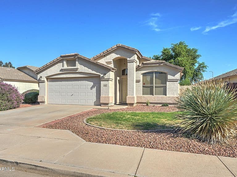 9504 E POSADA Avenue photo 1