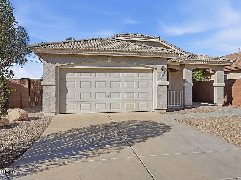 11179 W ALMERIA Road photo 2