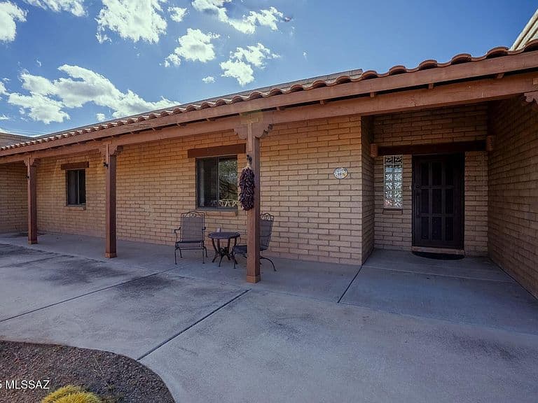 11 Piedra Dr photo 3