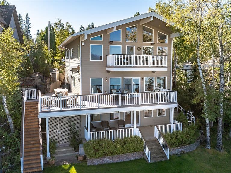 940 Birch Point Dr photo 2