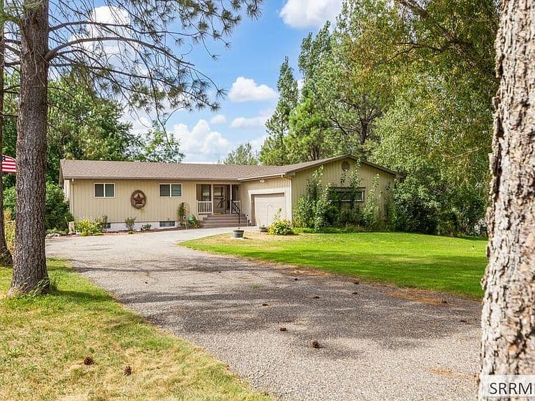 255 N 55 W photo 1