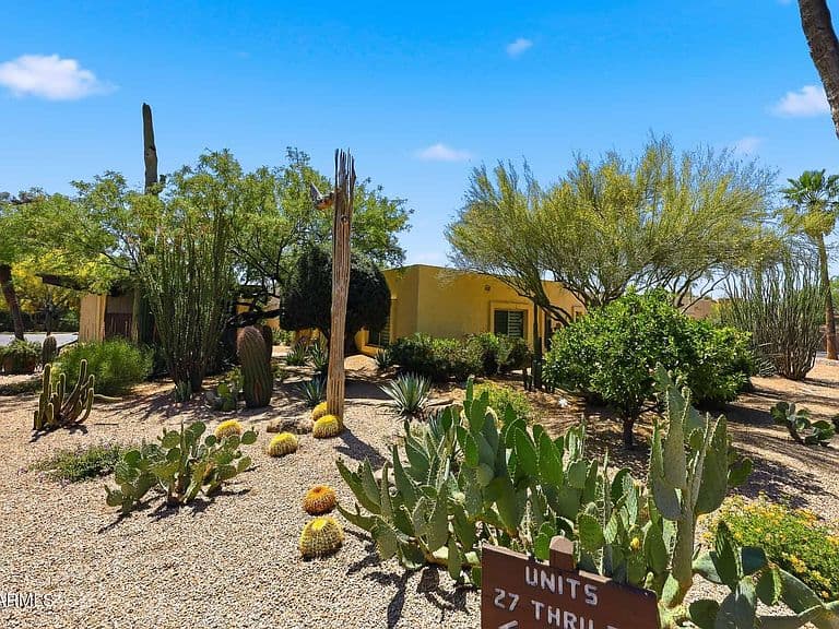 37801 N CAVE CREEK Road #30 photo 4