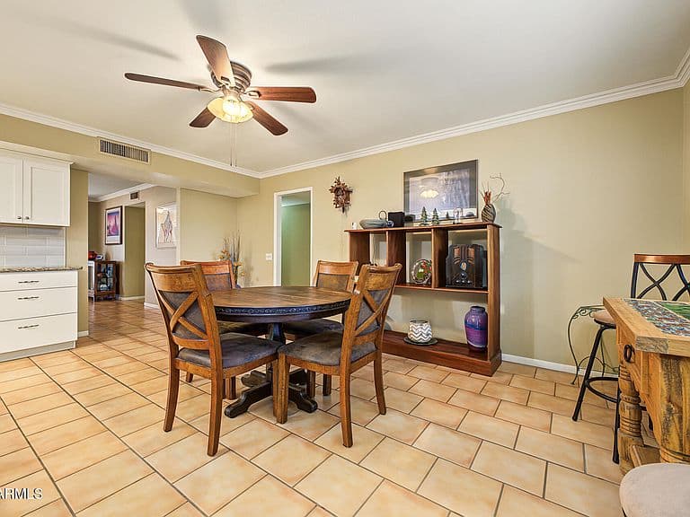 19438 N Sombrero Circle photo 4