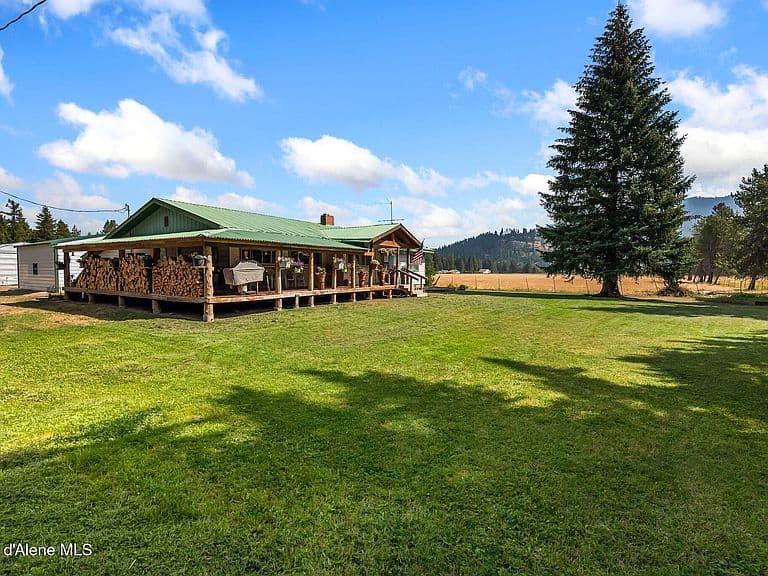 2081 Kendall Rd photo 3