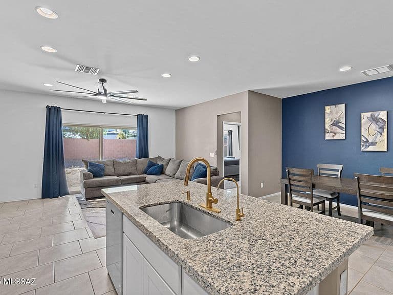 12437 W Lilliston Way photo 5