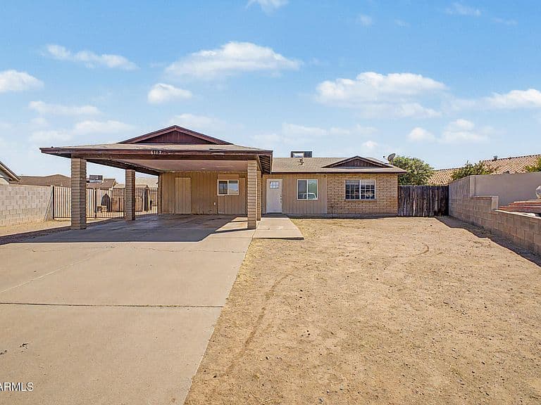 6117 W MORELAND Street photo 1
