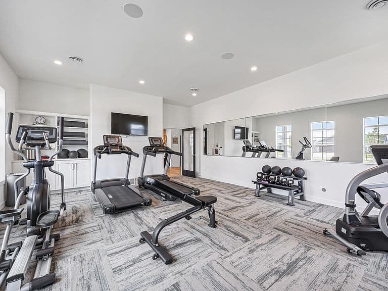 711 Rania Way W photo 5