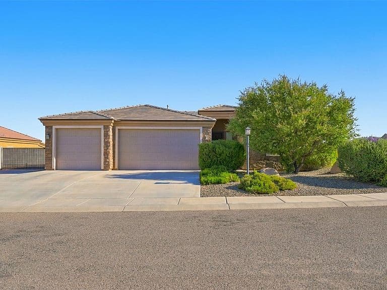 4197 E Trail Ride Road photo 2