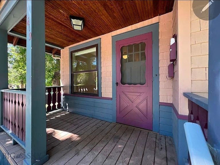 619 W Harrison St photo 2