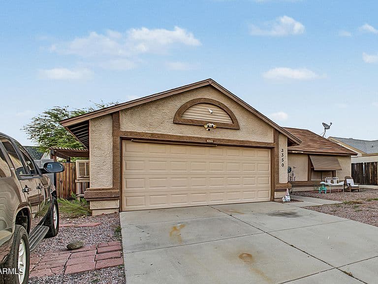 3350 W ROSE GARDEN Lane photo 4