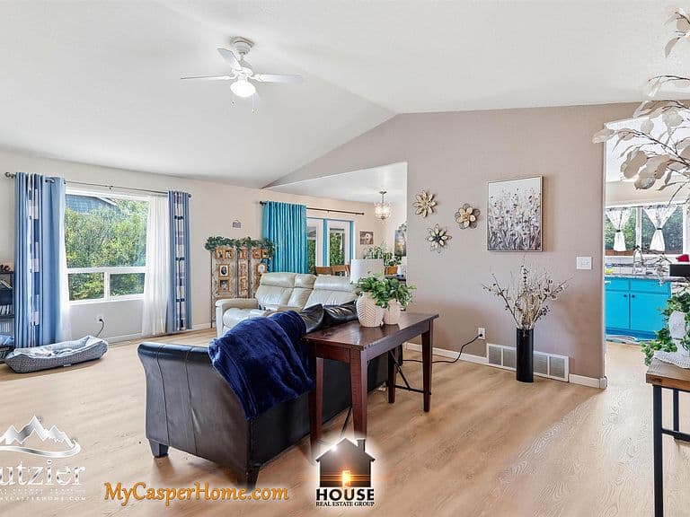 2229 Absaroka Trl photo 5