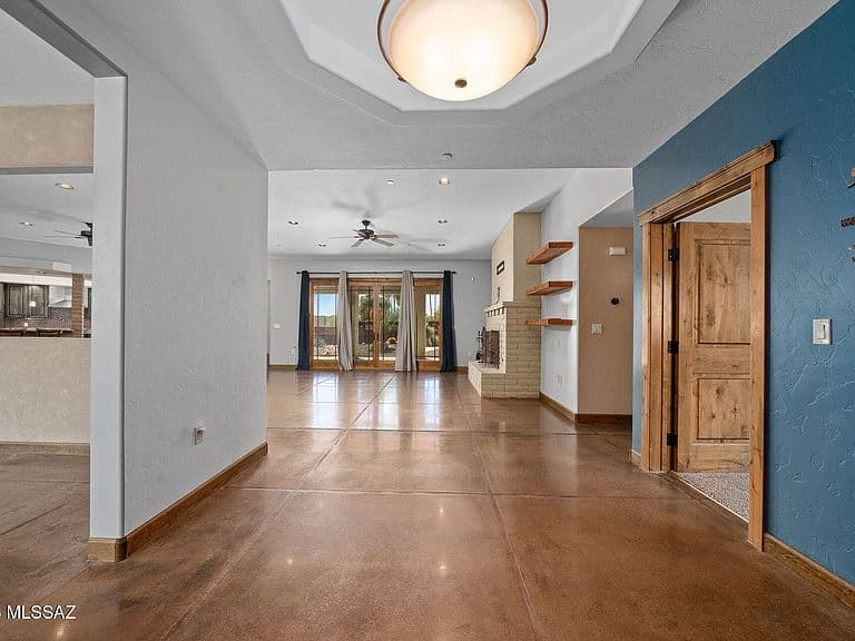 8755 N Sunnyslope Dr photo 5