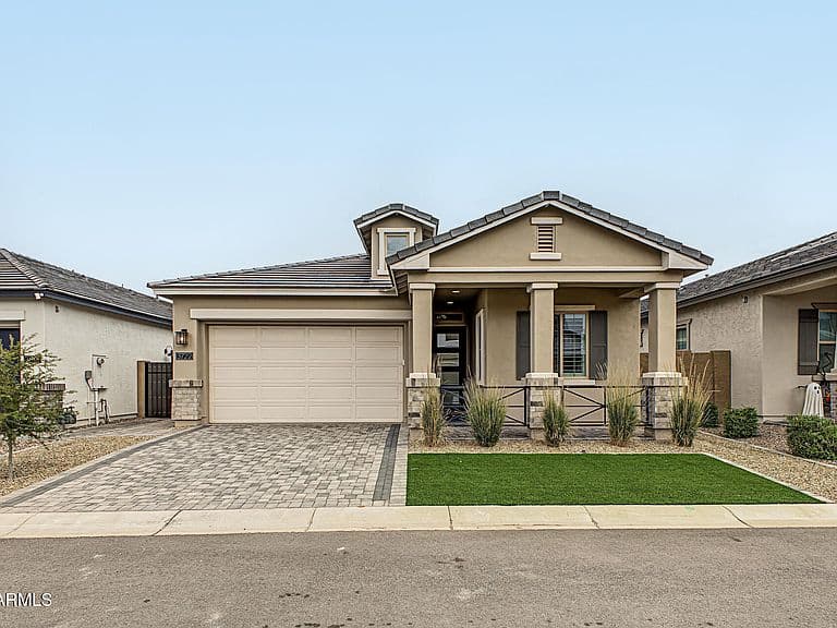 3722 E ROCHELLE Circle photo 1