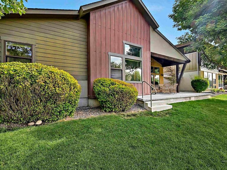 1257 E Lone Shore Dr photo 4