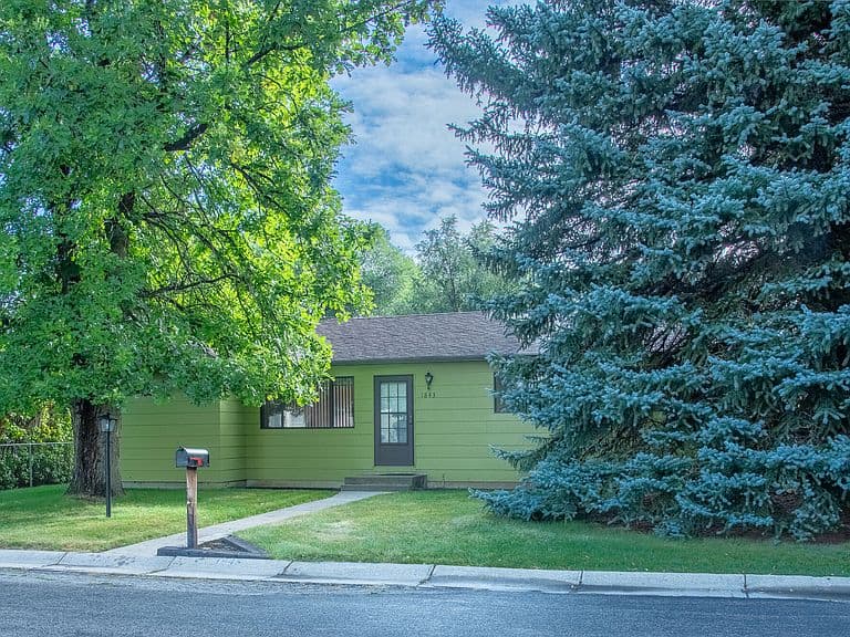 1843 Kennedy St photo 3
