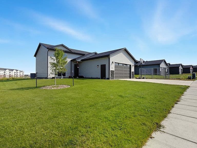 1240 Kenai Dr photo 2