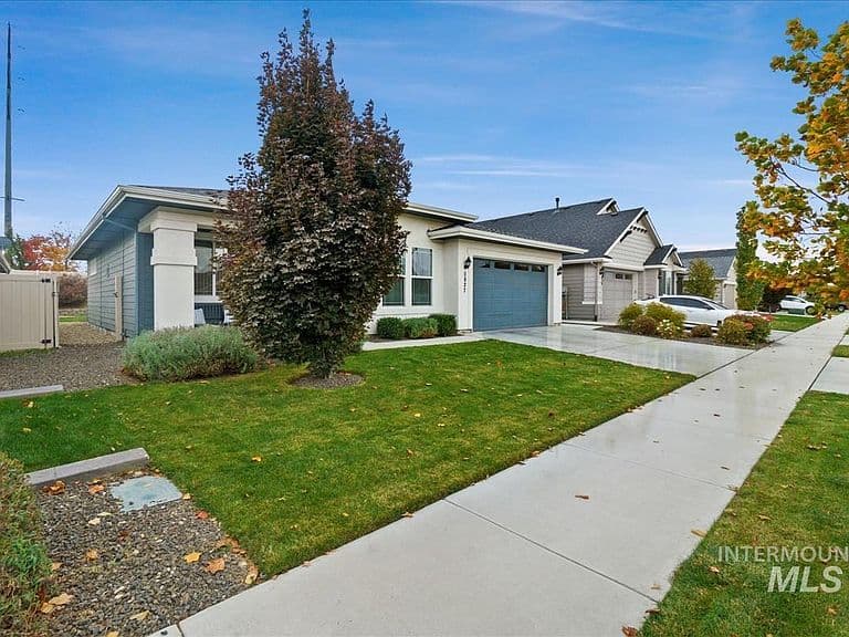 5827 W Riva Capri St photo 3