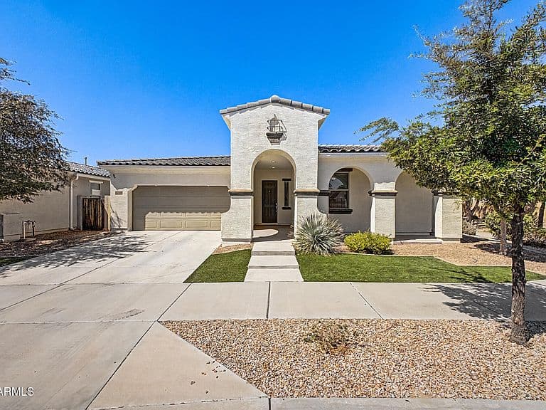 22496 E MUNOZ Street photo 2