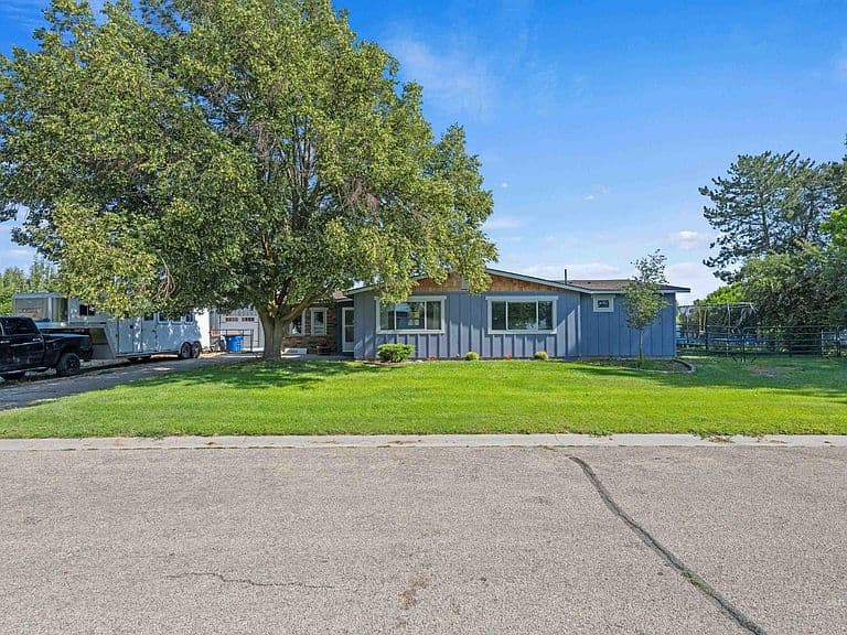 11684 W Gila Dr photo 2