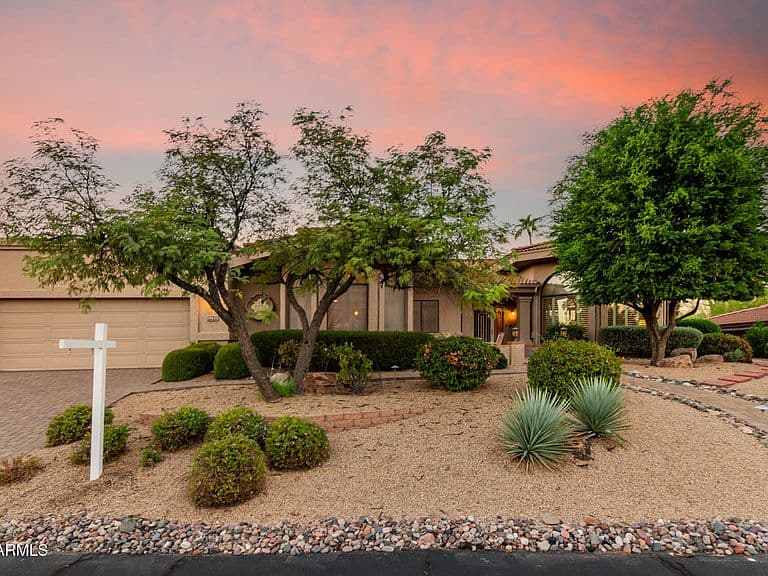 25628 N CORDOVA Lane photo 2