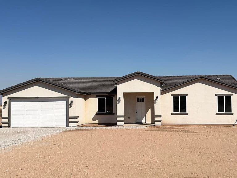 3315 N 329TH Drive photo 1