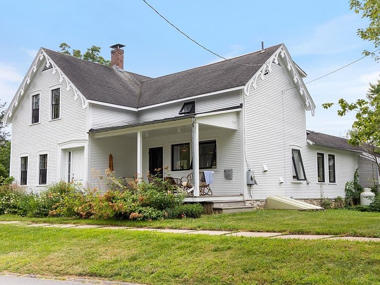 104 South Water Street photo 3