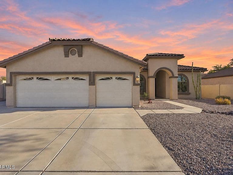 9823 E GREENWAY Street photo 1