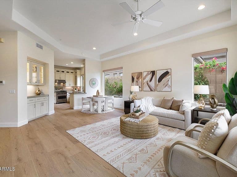 6979 E MIGHTY SAGUARO Way photo 2