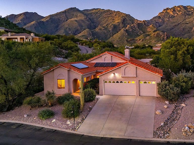 6301 E Calle De Mirar photo 1