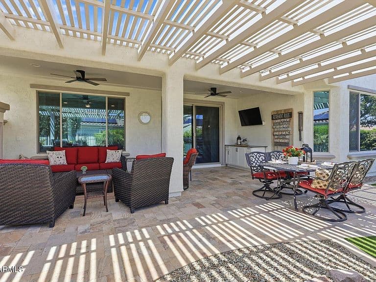 26652 W ZACHARY Drive photo 5