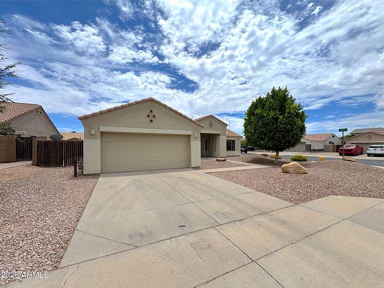 8621 E OLLA Avenue photo 2