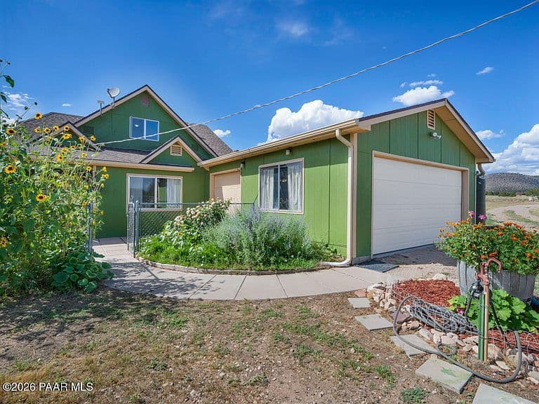 765 W Gina Marie Blvd photo 1