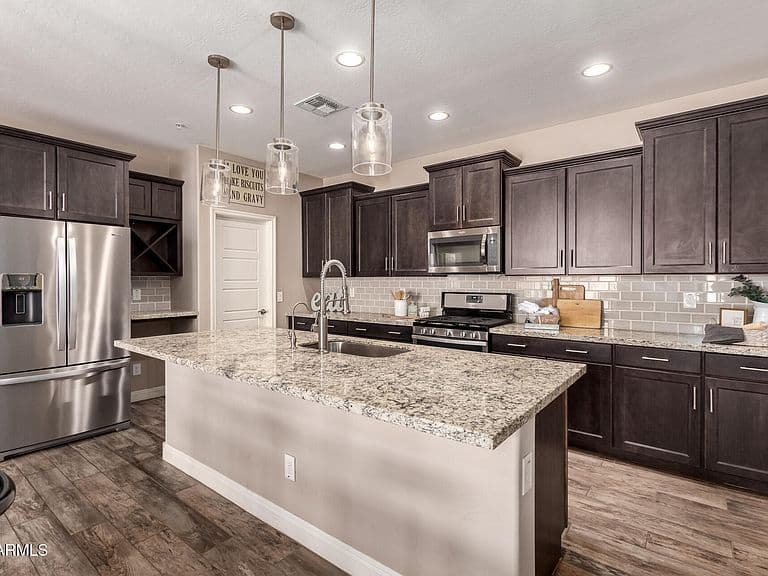 2369 N Riley Rd photo 3