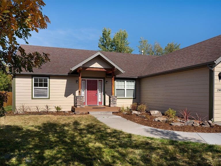 2945 Oliver St photo 2