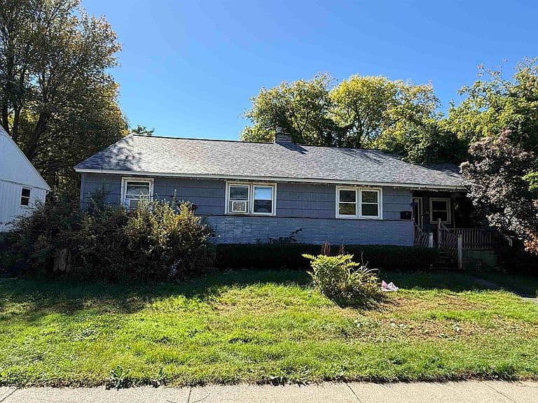 67 Hadley Road photo 2