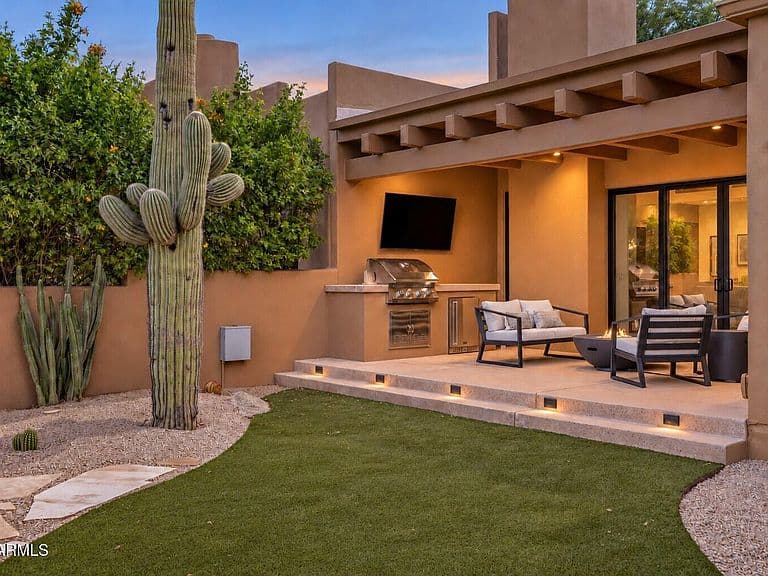 8502 E CAVE CREEK Road #22 photo 5