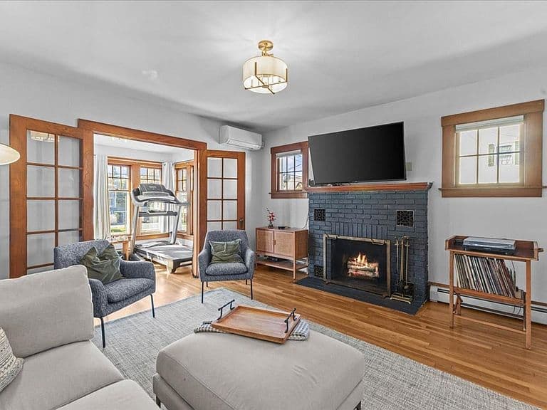 170 Shelburne Street photo 3