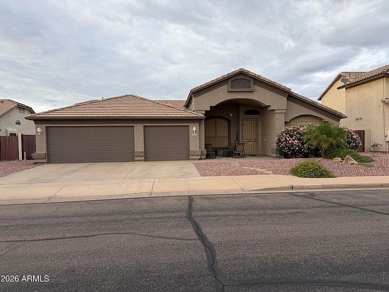 9622 E PANTERA Avenue photo 1