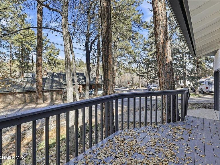 707 CHEROKEE Road photo 2