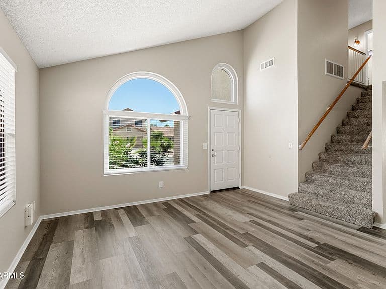 15022 S 28TH Street photo 2