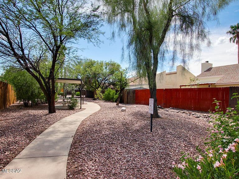 7581 E Desert Anchor Blvd photo 2