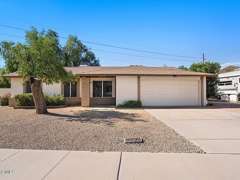 4645 E LA PUENTE Avenue photo 2