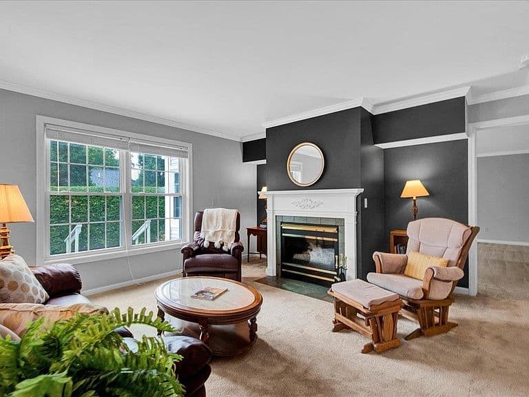 12 Peacham Lane photo 2